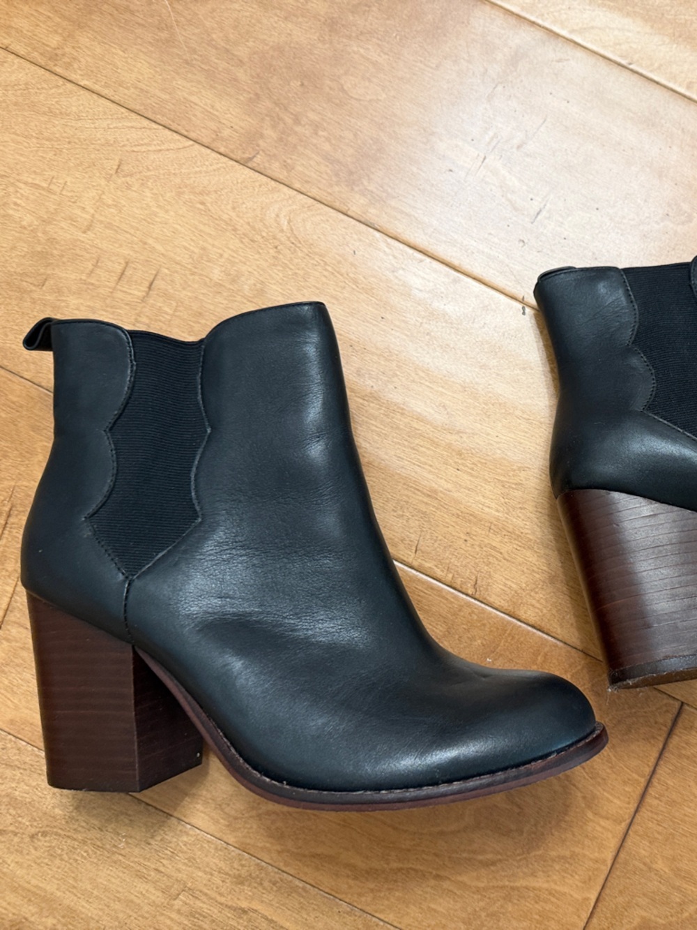Splendid Black Leather Ankle Boots with Stacked Wood Block Heels